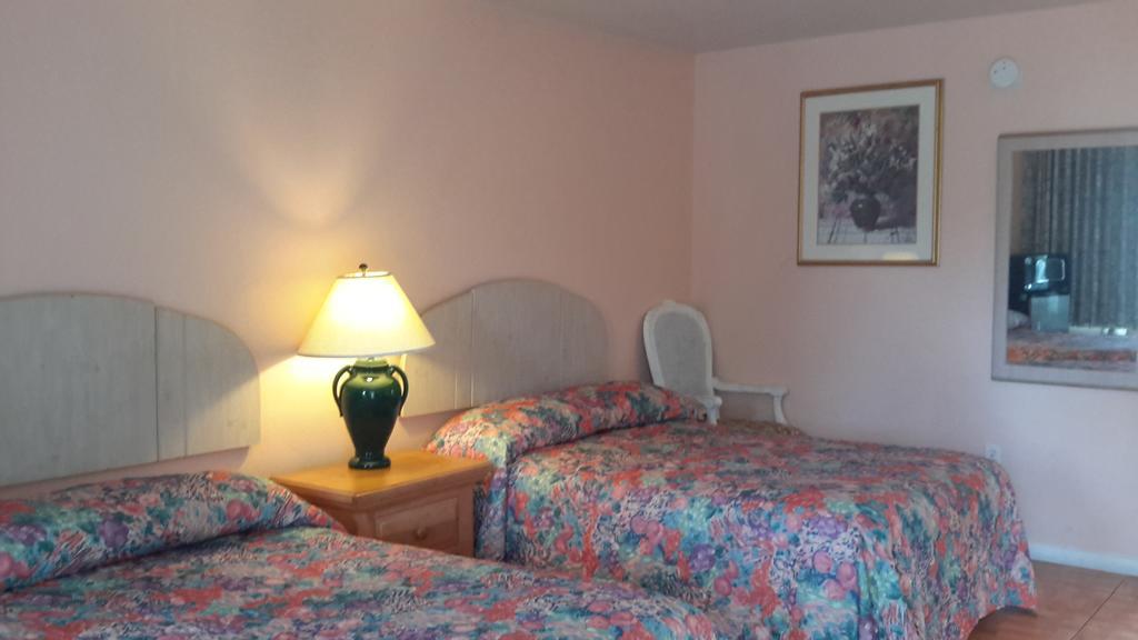 Conty'S Motel Naples Manor 외부 사진