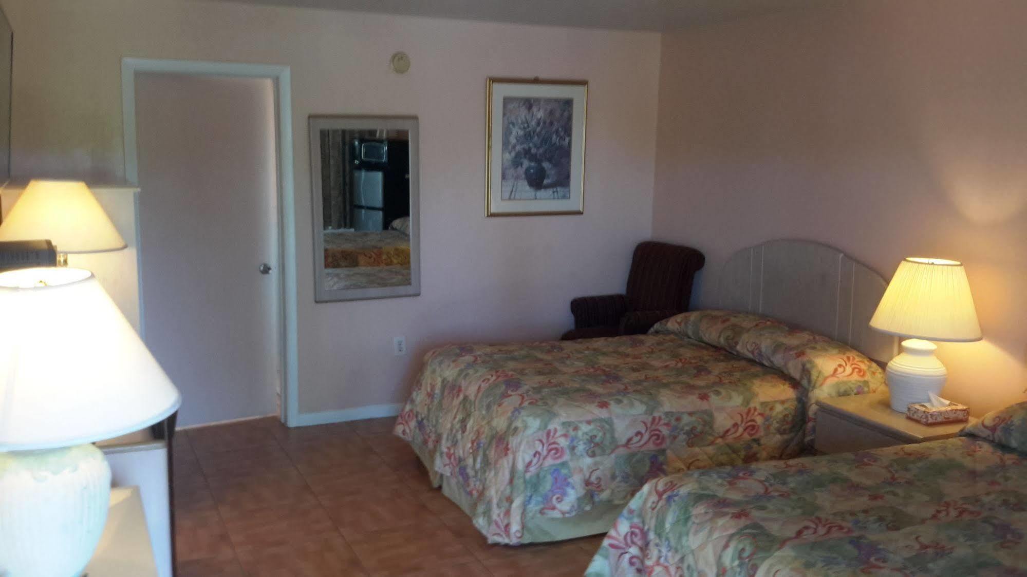 Conty'S Motel Naples Manor 외부 사진